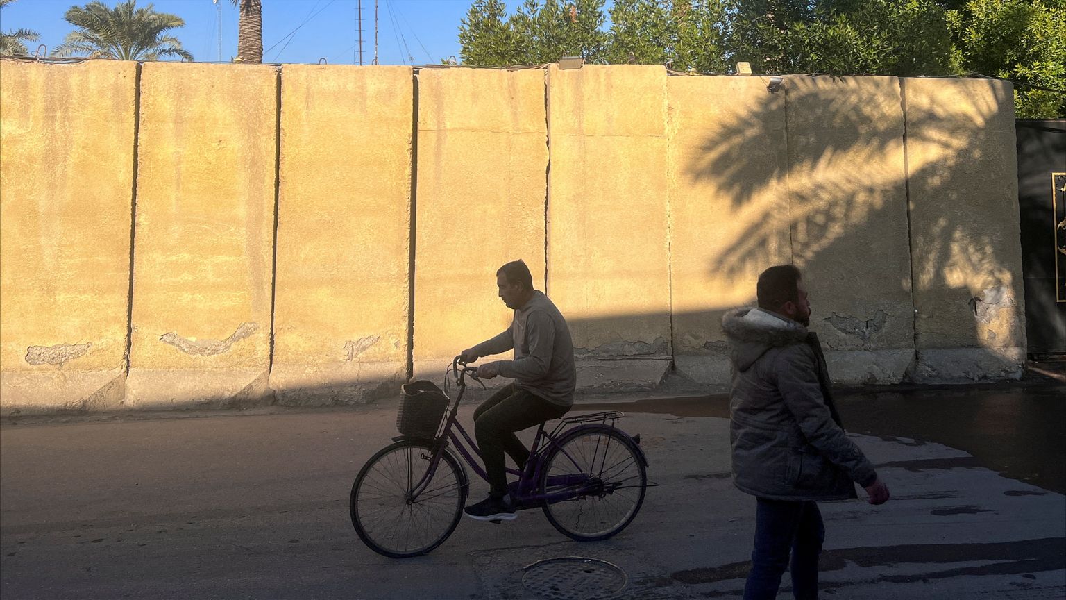 تبرعات عراقية للبنان وغزة "من جيب مواطن لا يريد"