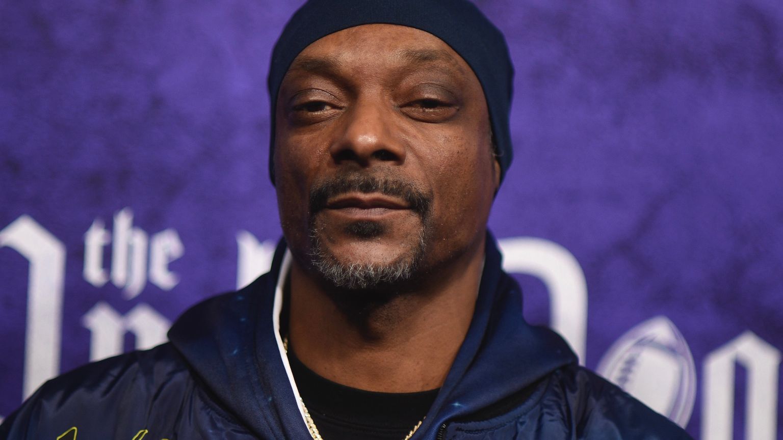 سنوب دوغ يقدم لمسة جديدة في الألعاب الأولمبية