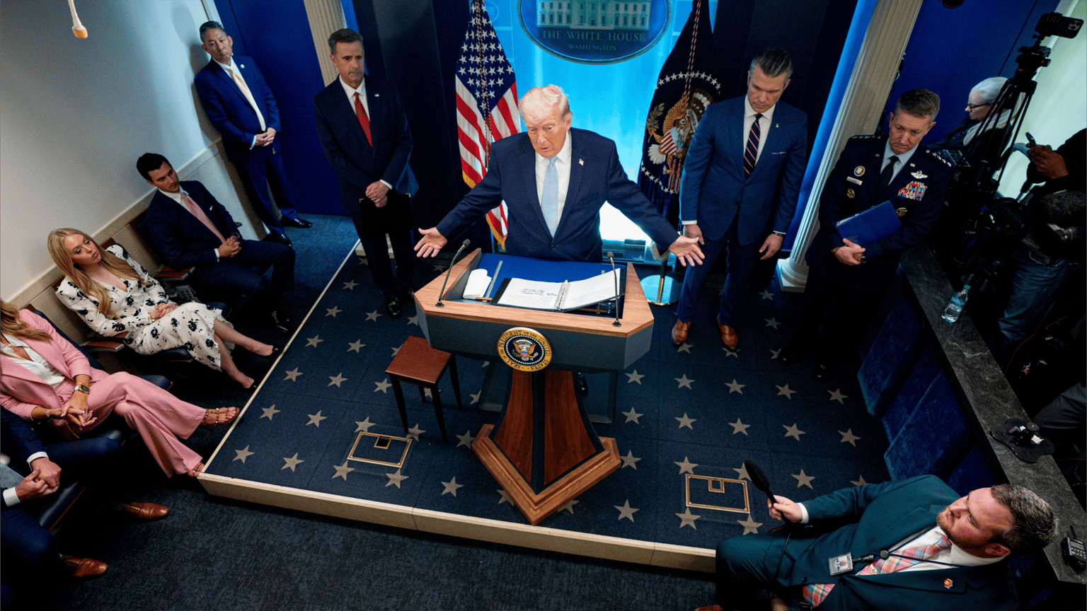 حرب بلا منتصر.. من المستفيد الحقيقي من حرب إيران؟