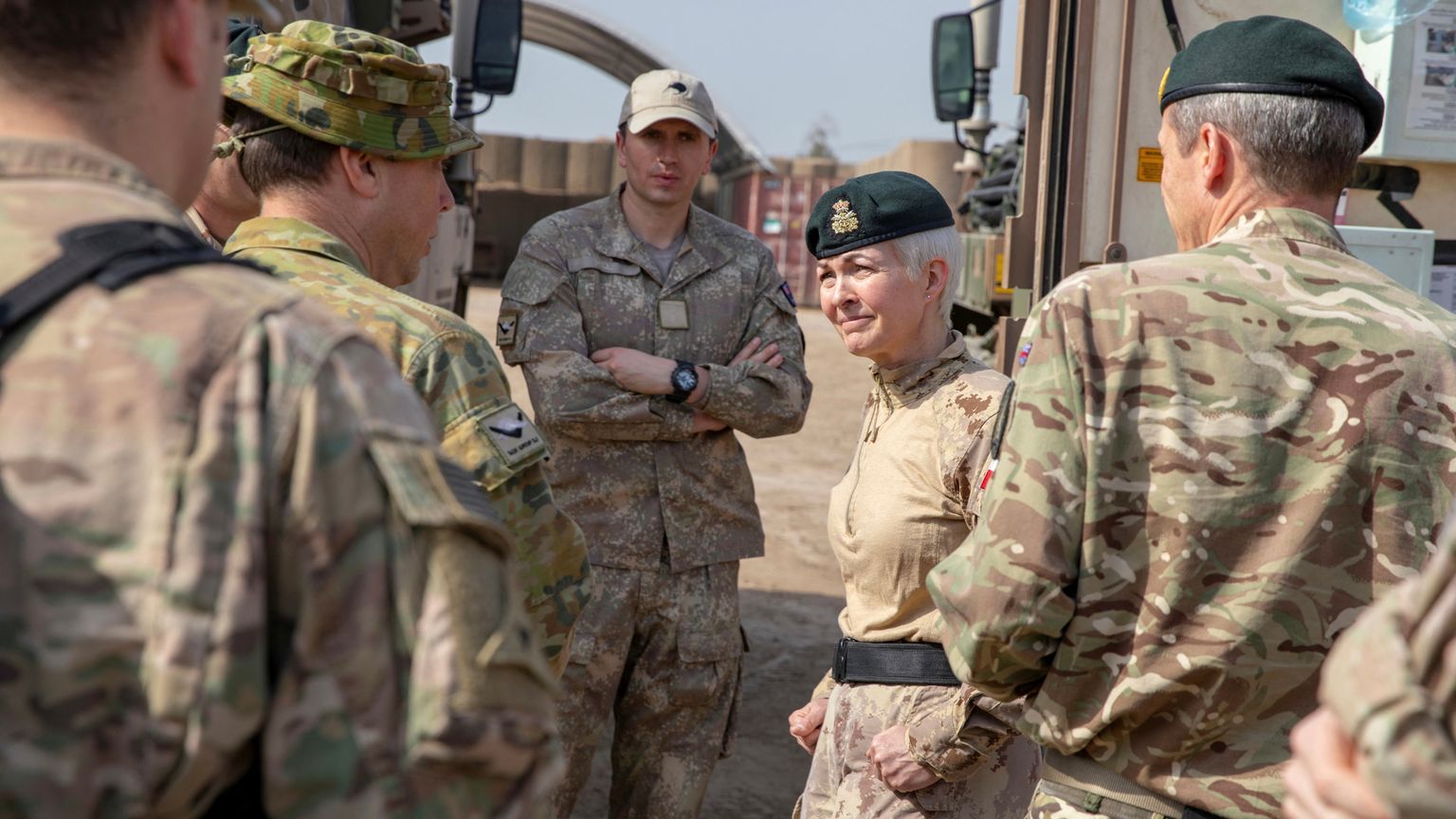 بريطانيا تعزز قواتها بوجه "الرباعية القاتلة"