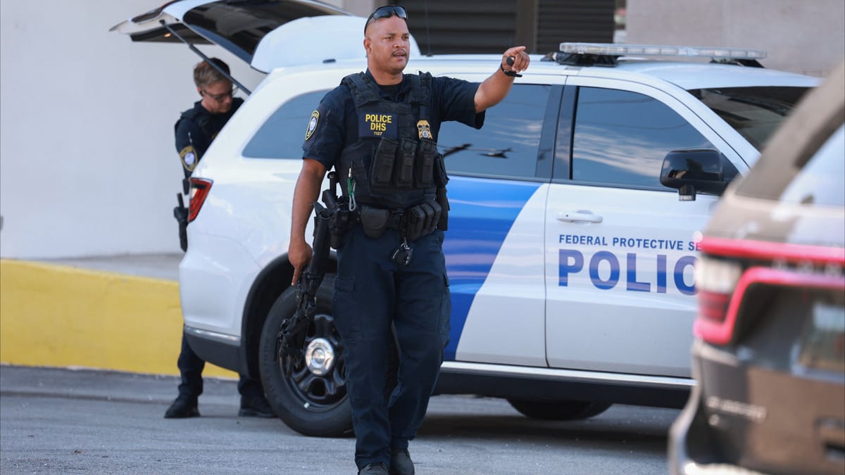 "FBI" يلملم فضيحته الجنسية بـ22 مليون دولار