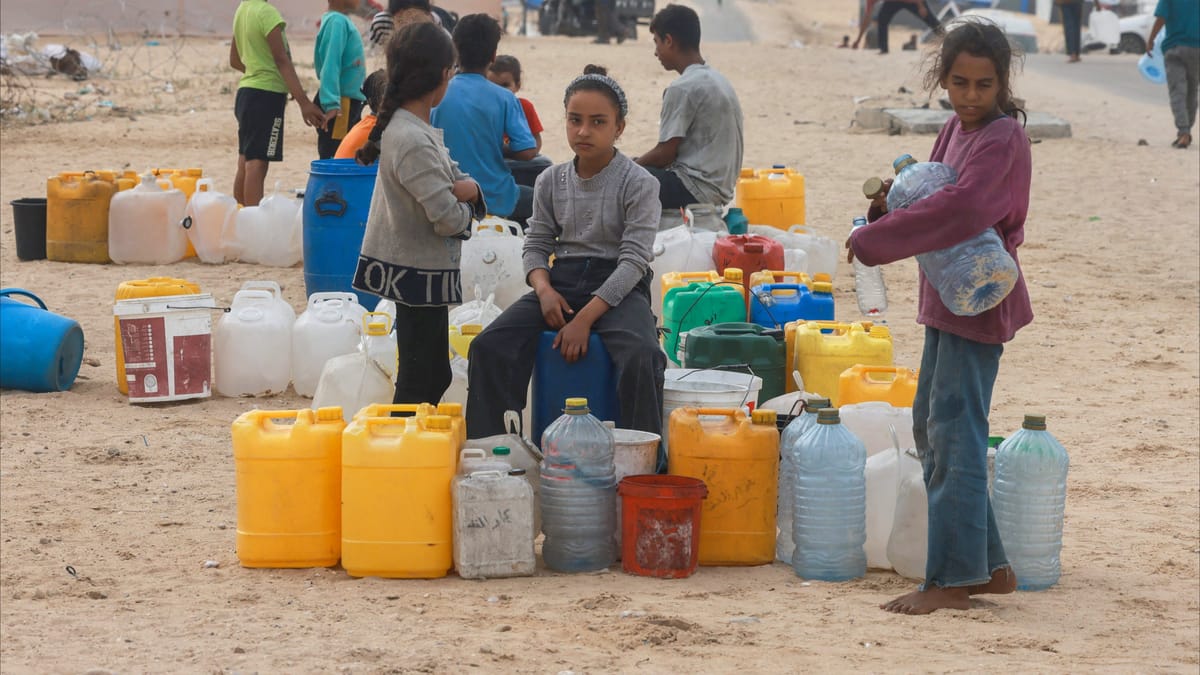 فيديو نادر لعمليات الجيش الإسرائيلي في "ميناء غزة"