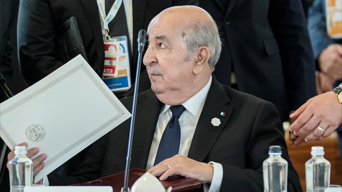 "الدستورية الجزائرية" تقلل نسبة التصويت لتبون 10%