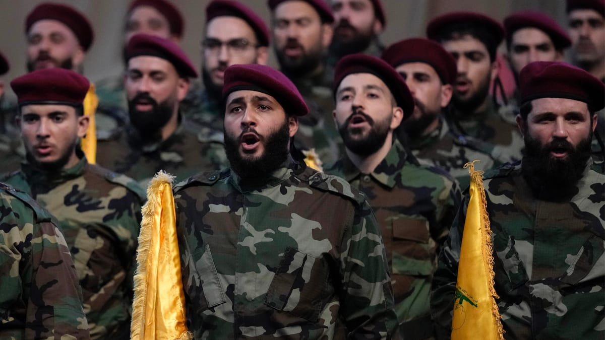 "قيادة بريّة" جديدة لحزب الله.. ما هي "خطة الاستنزاف"؟