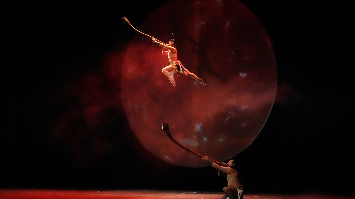 أساطير المايا تتأرجح بين السماء والأرض في أجواء سحرية