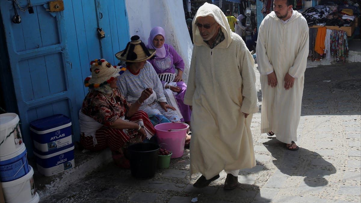 المغرب يرفع أجور الموظفين 1000 درهم