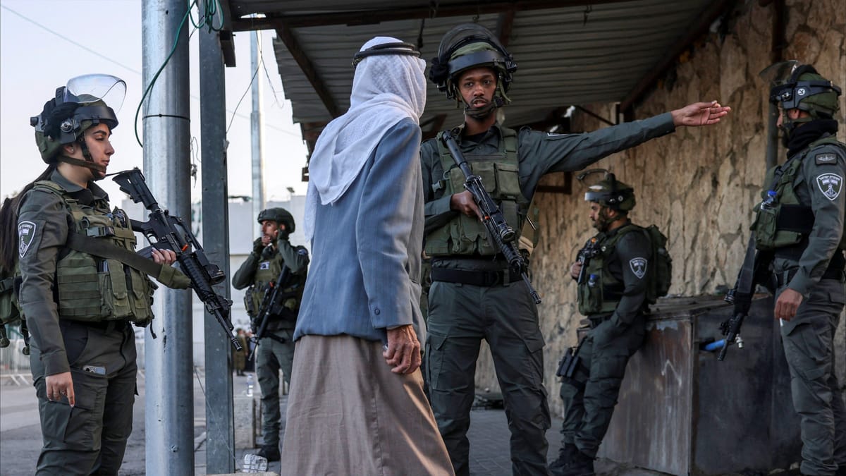 تقرير أميركي: إيران تغرق الضفة بالأسلحة