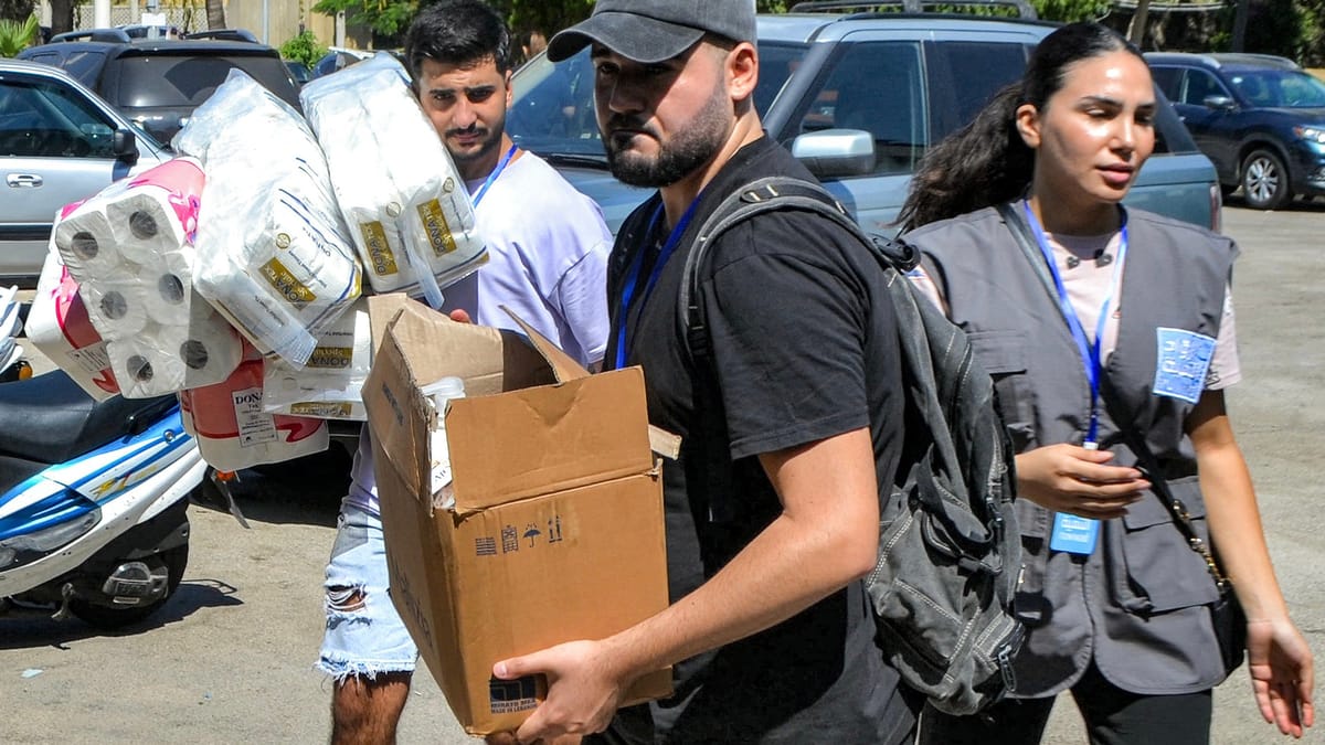 "الأشياء الخفيفة".. هذا ما حمله لبنانيون قبل الخروج من "الضاحية"