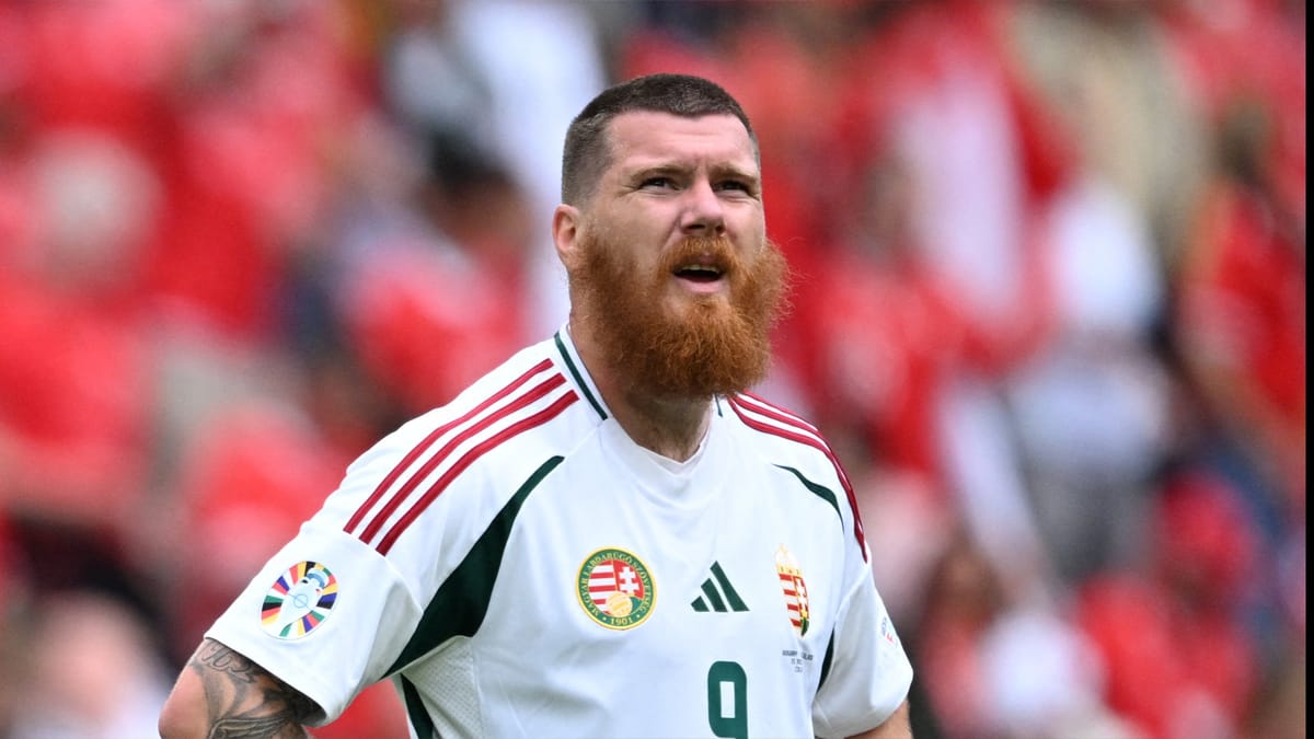 العملاق مارتن أدم يردّ على متنمّري "السوشيال ميديا"