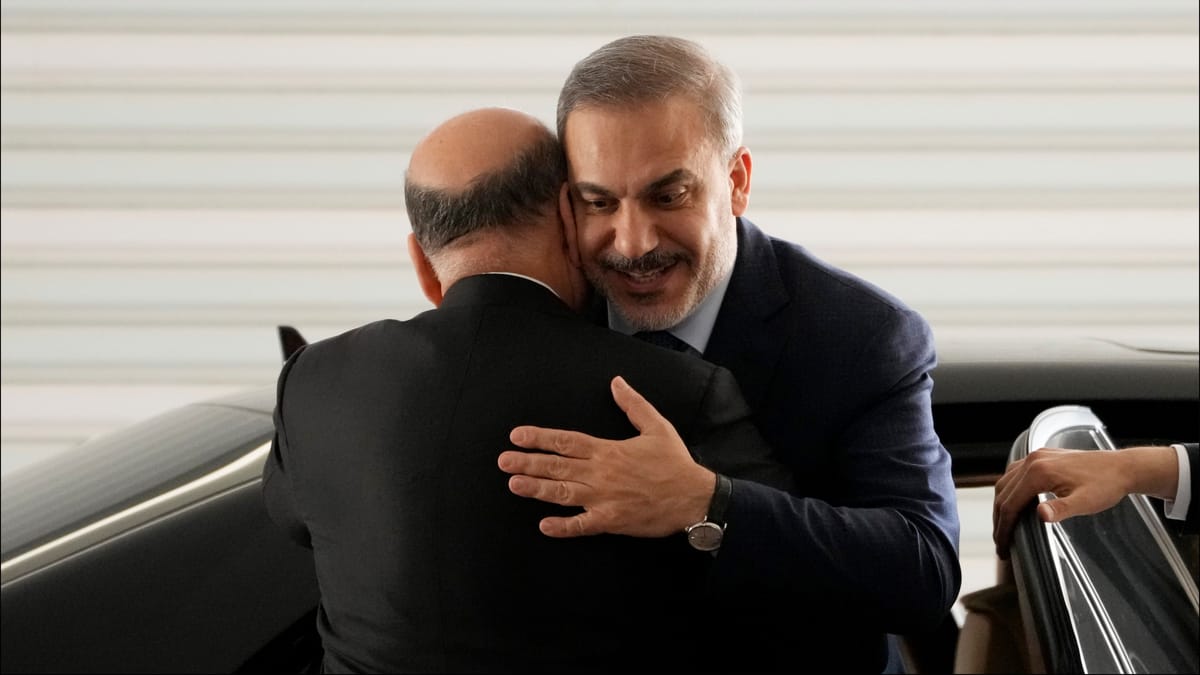 "نقطة تحول" على خط أنقرة-بغداد.. ماذا سيحدث للأكراد؟