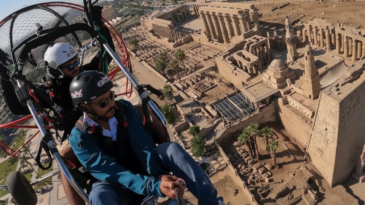 معابد الأقصر من السماء بعيون 100 مغامر عالمي