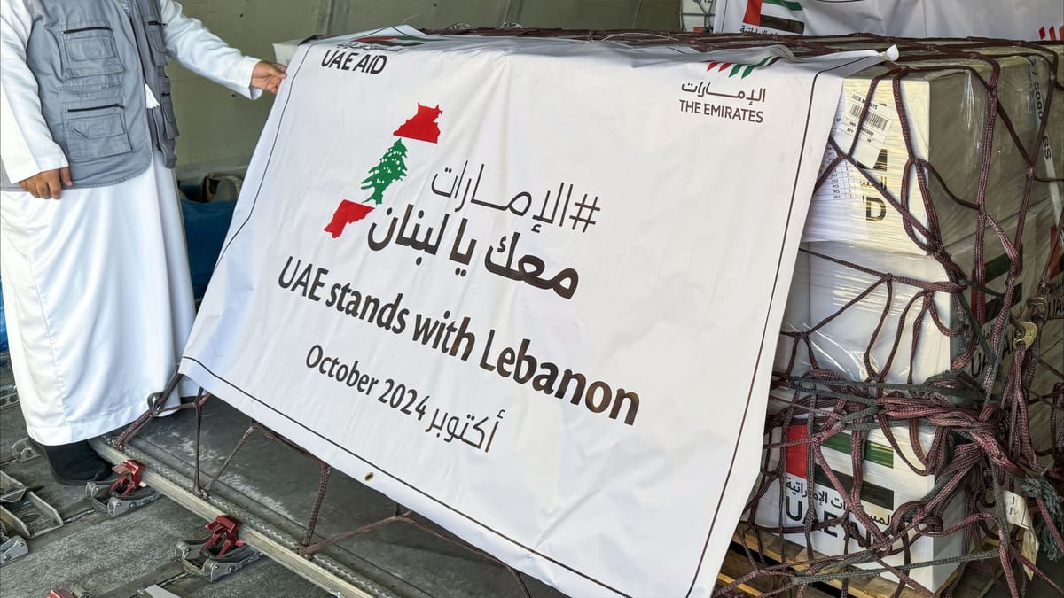 37 طنا من المساعدات.. طائرة تاسعة ضمن حملة "الإمارات معك يا لبنان"