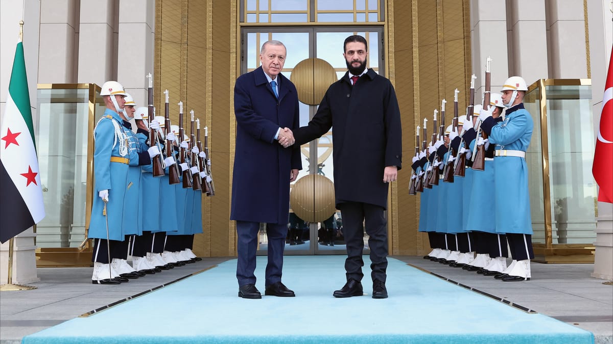أردوغان للشرع: مستعدون للمساعدة في المعركة ضد الأكراد وداعش