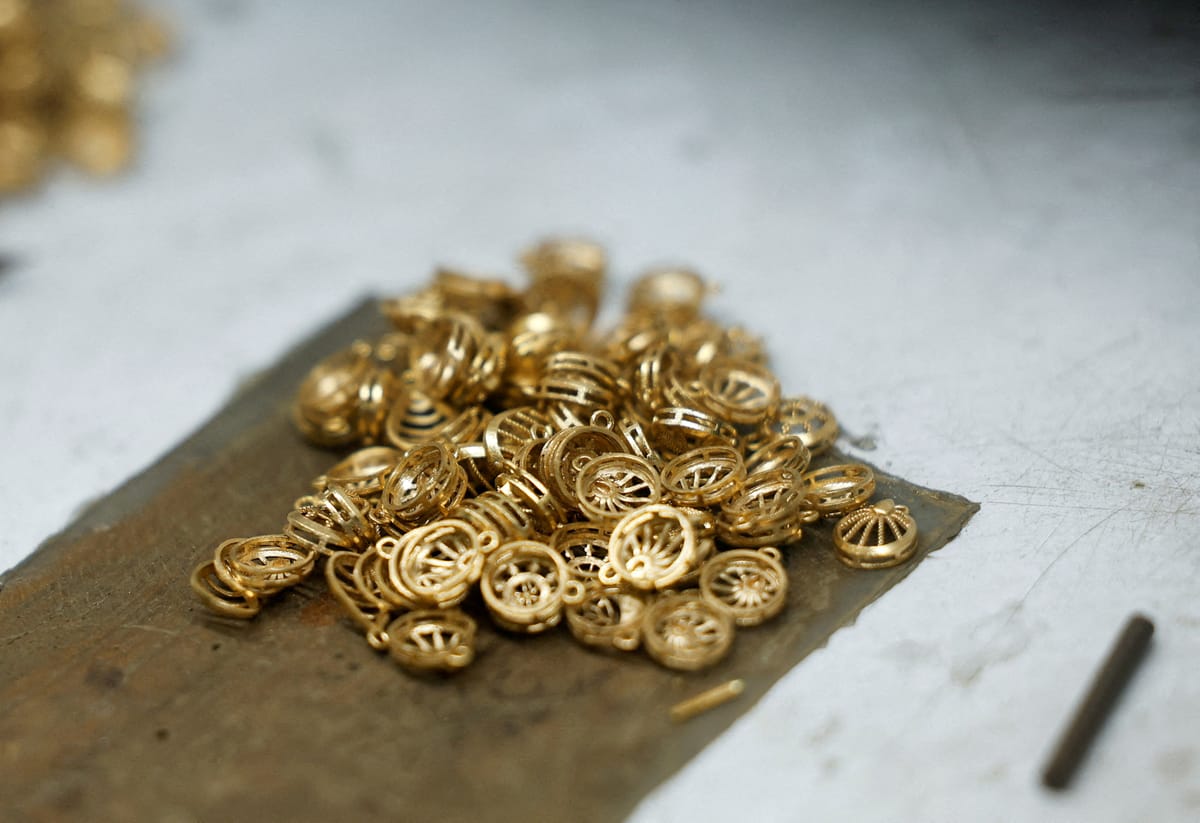 كيف قلبت الحرب معادلة الاستثمار في الذهب؟