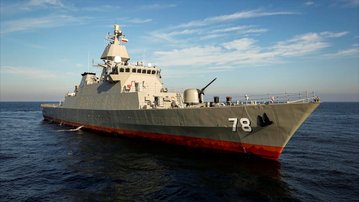 البحرية الإيرانية: سنرافق السفن التجارية