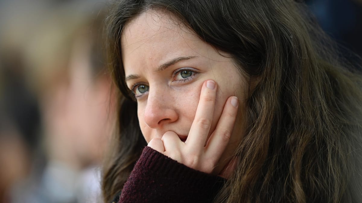 الوراثة تتحكّم في "المزاج".. العلم يكشف سرّ "اكتئاب النساء"