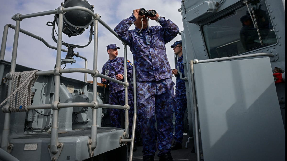 رومانيا تبحث عن 3 بحارة سوريين مفقودين