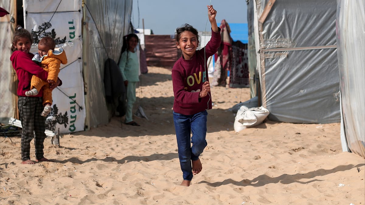 "طيور الخير" من الإمارات ومصر في غزة