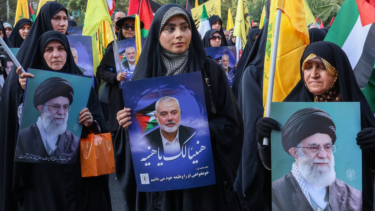 تشييع جثمان هنية في طهران وخامنئي يؤم المصلين