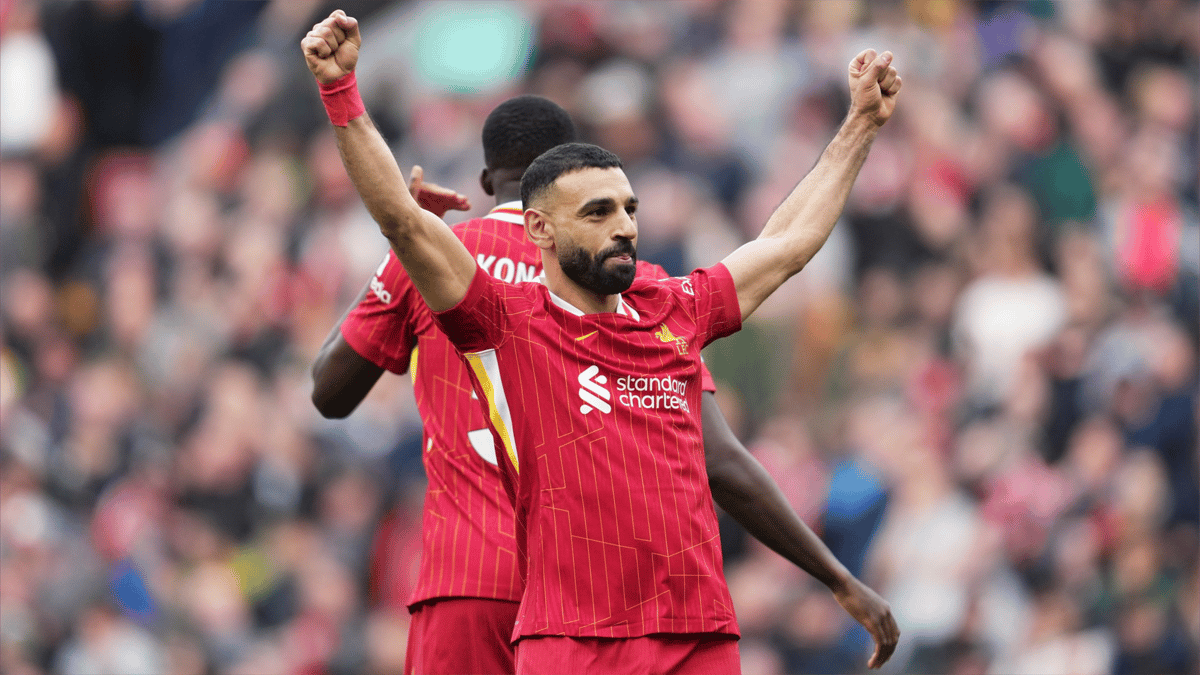 "القصة لسّه مستمرة".. محمد صلاح باق مع ليفربول