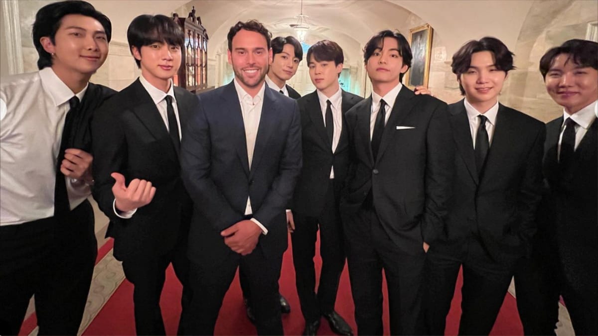 جمهور BTS ينتفض على "المدير الأميركي"