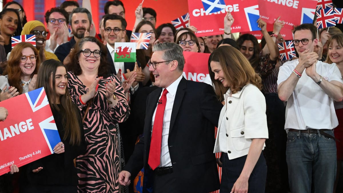 تعيين كير ستارمر رسميا رئيس وزراء بريطانيا