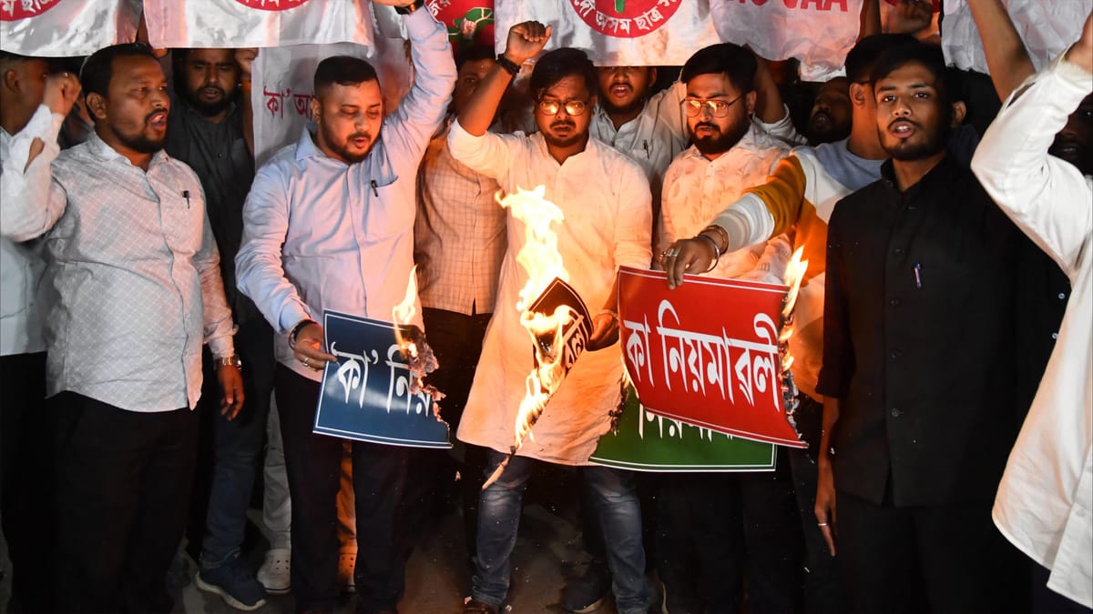 "قانون الجنسية" يشعل شوارع الهند