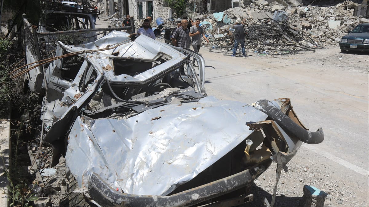 غارات إسرائيلية تقتل شخصا وتشعل حرائق بجنوب لبنان