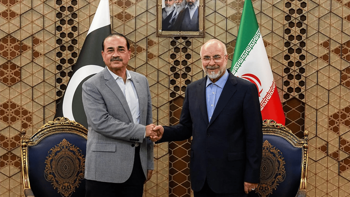 طهران لباكستان: لا تنازل.. والتصعيد أكثر دمارًا
