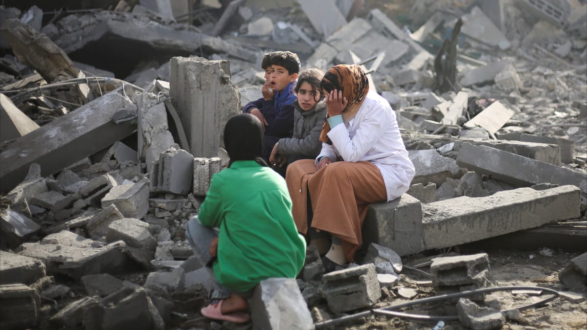 "ابحثوا عن طريقة".. إسرائيل تطلب مساعدتها لإخلاء رفح