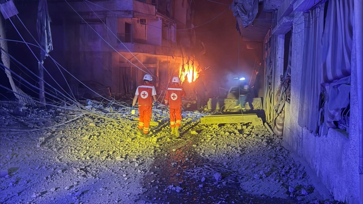 استهداف مبنى يضمّ مكتبا لـ"حركة أمل" بجنوب لبنان