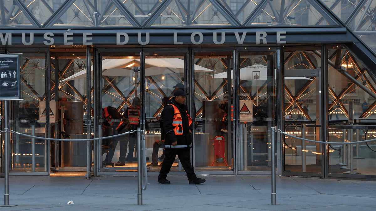 سرقة اللوفر.. أخطاء قاتلة قادت إلى توقيف "نصف العصابة"