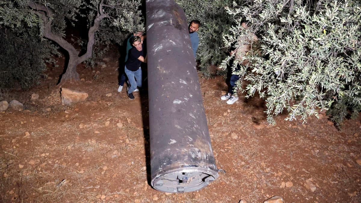 الجيش الأميركي: اعترضنا 12 صاروخا.. وإيران: استخدمنا "فاتح"