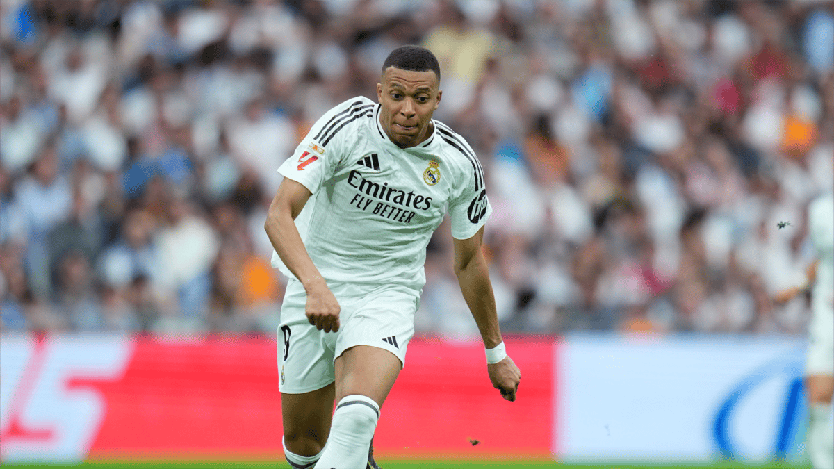 فاز بالحذاء الذهبي.. مبابي يحفظ ماء وجه ريال مدريد