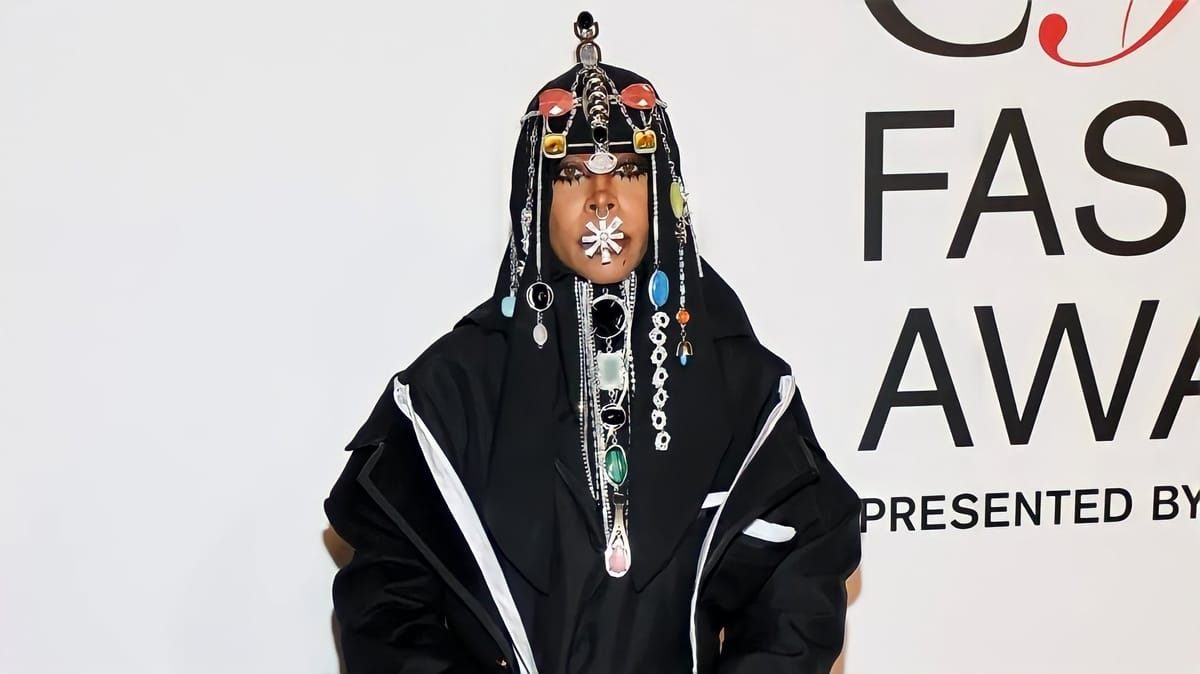 إيريكا بادو تفوز بجائزة أيقونة الموضة CFDA