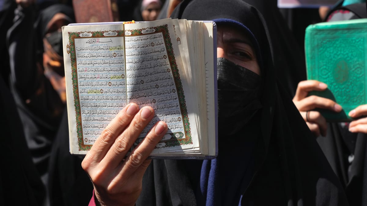 السويد تتهم إيران بالتحريض على "الانتقام من إحراق المصحف"