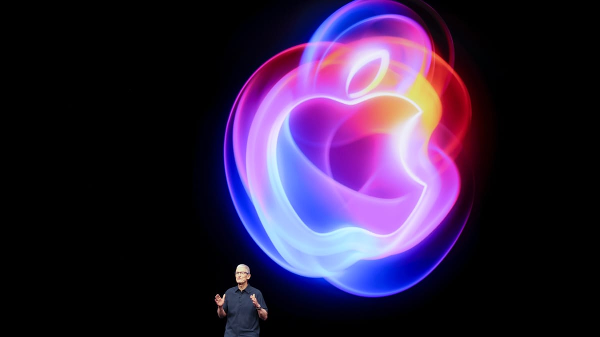 آبل تفتح "آيفون" لذكاء غوغل وأنثروبيك مع iOS 27