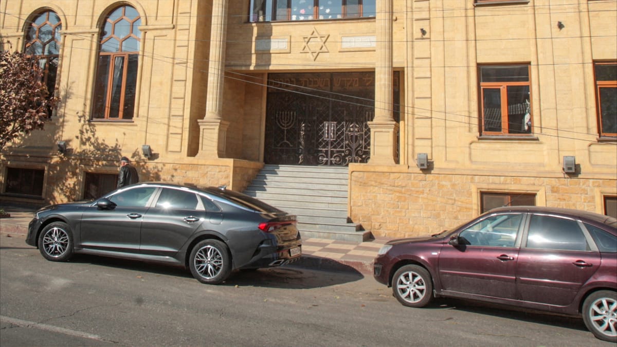 قتلى في هجمات على كنيستين وكنيس في القوقاز الروسي