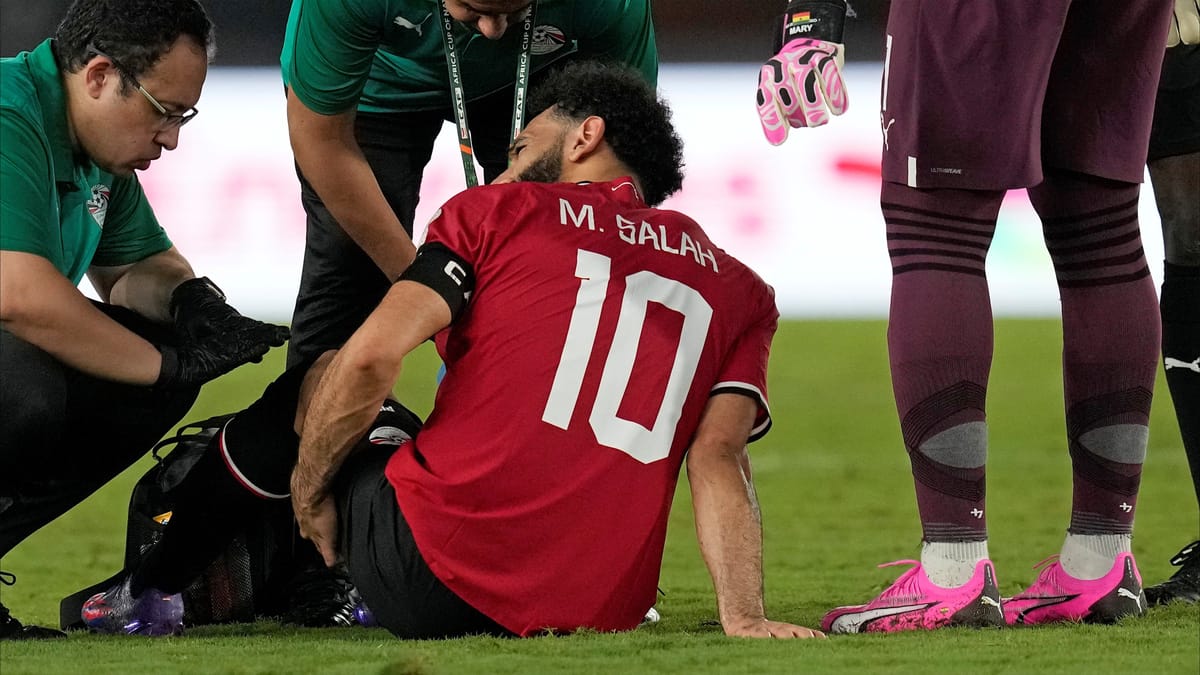 صلاح يرد على منتقديه بتغريدة و"إيموجي"