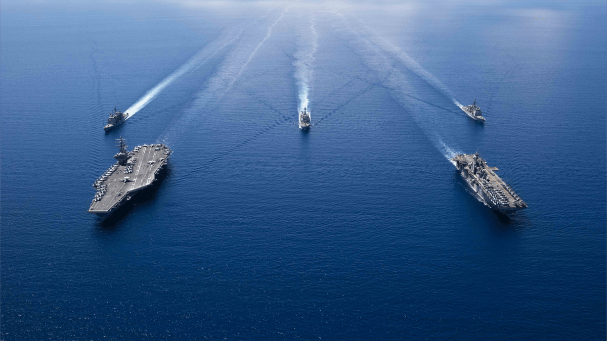 سحب USS Boxer.. هل طوت واشنطن صفحة الهجوم البري على إيران؟