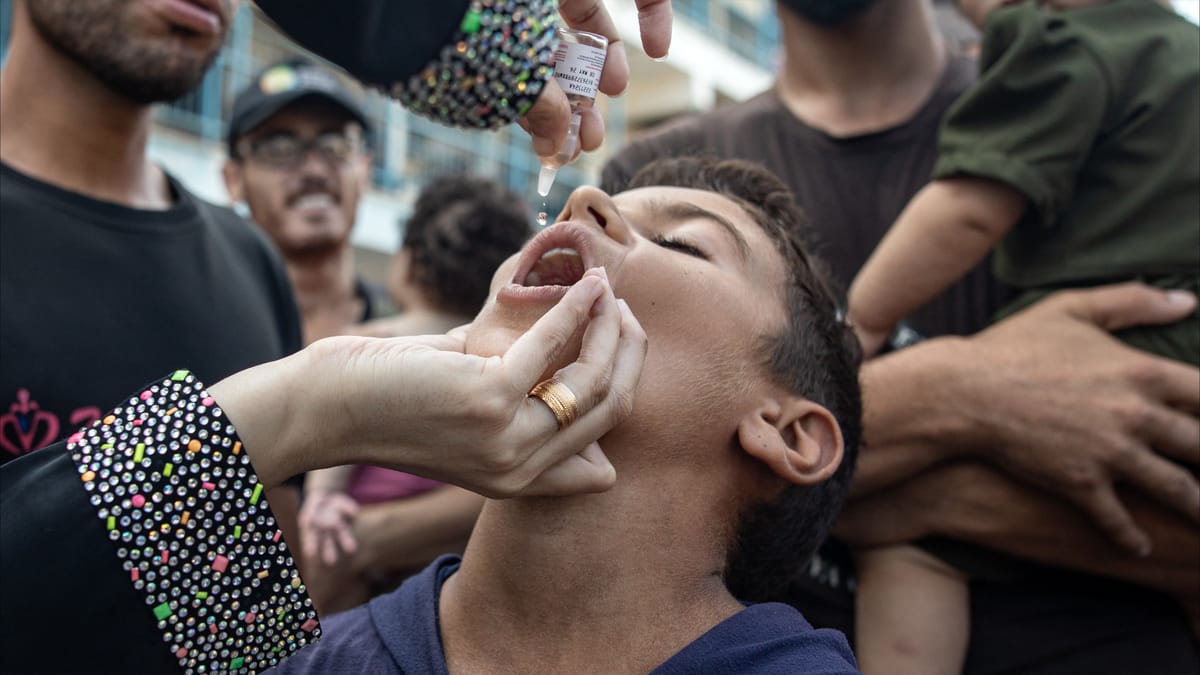 WHO تعلن نجاح حملة التطعيم ضد شلل الأطفال في غزة