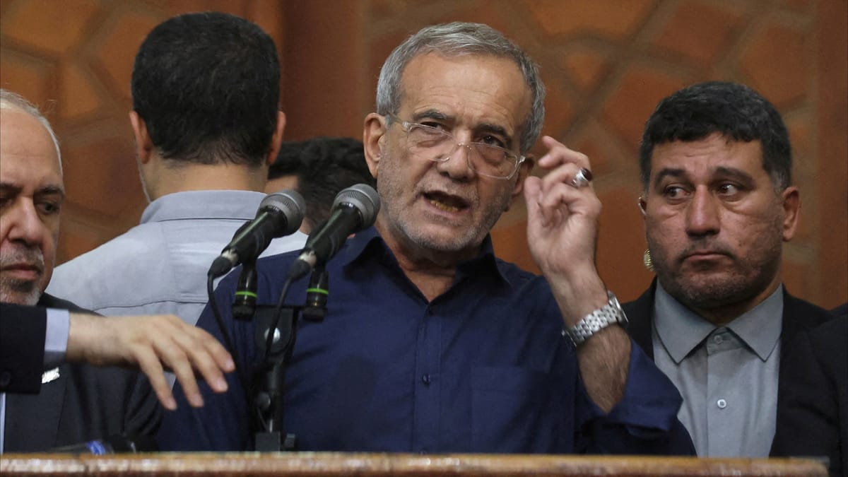 رئيس إيران يعرض "الحوار" على أوروبا