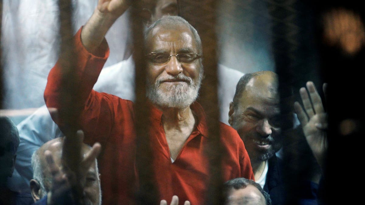 بينهم المرشد.. أحكام بإعدام 8 قيادات للإخوان بمصر