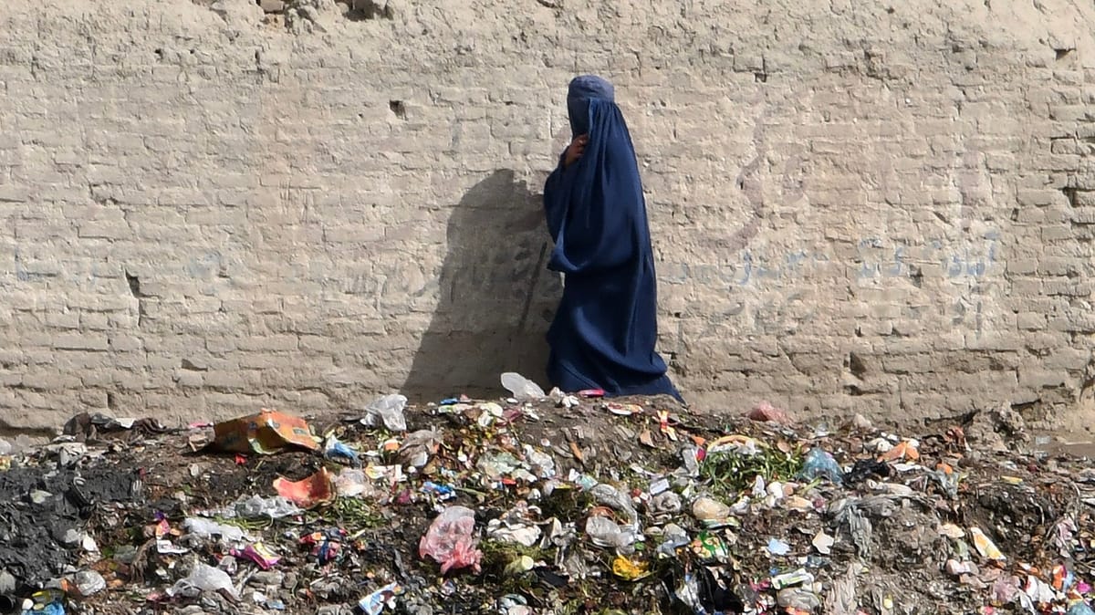 تسميم الطالبات.. استراتيجية قمع جديدة لتخويف الأفغانيات
