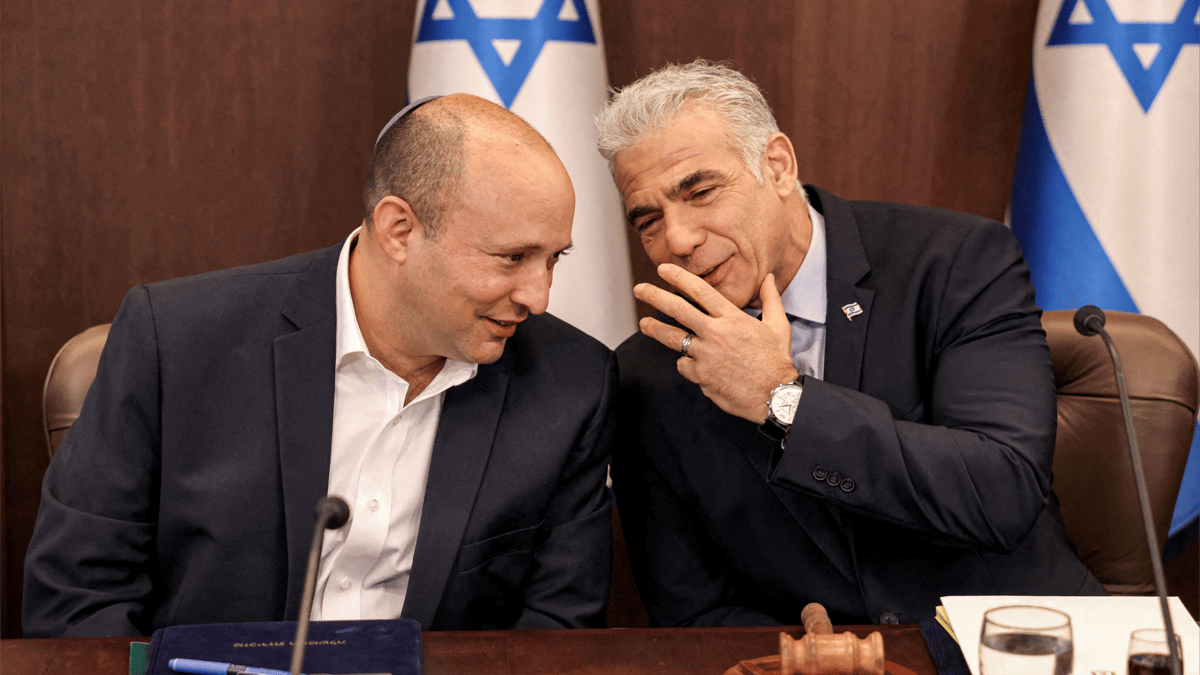 تحالف بينيت ولبيد.. محاولة جديدة لإسقاط نتنياهو