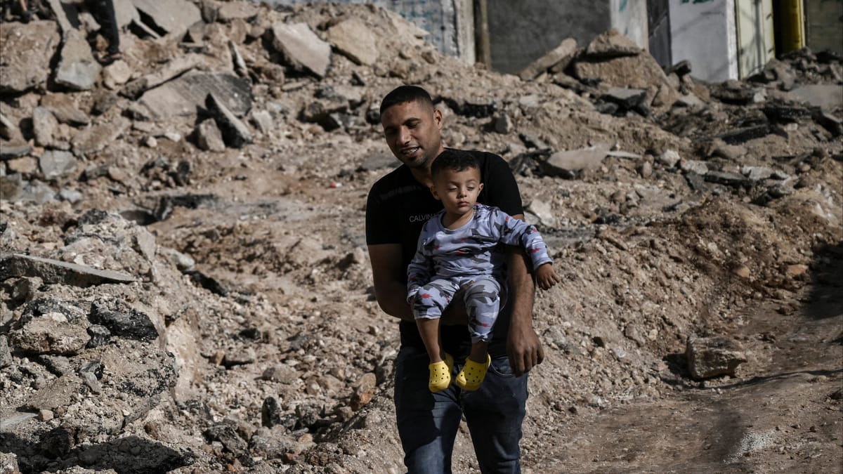 فرنسا تطلب توضيحات بعد قصف معهدها في غزة