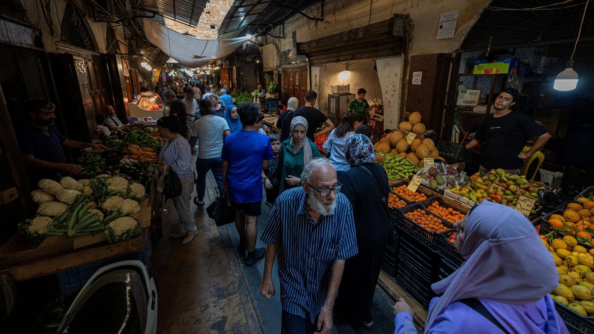 العثور على رضيعة مرمية في عاصمة الشمال اللبنانية