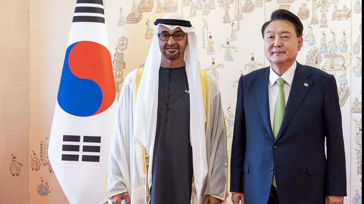 رئيس دولة الإمارات ونظيره الكوري يشهدان توقيع "الشراكة الاقتصادية"
