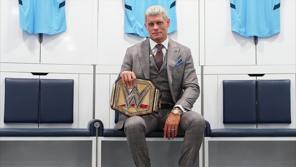 بطل WWE الأوحد.. أوينز يتحدى كودي رودز