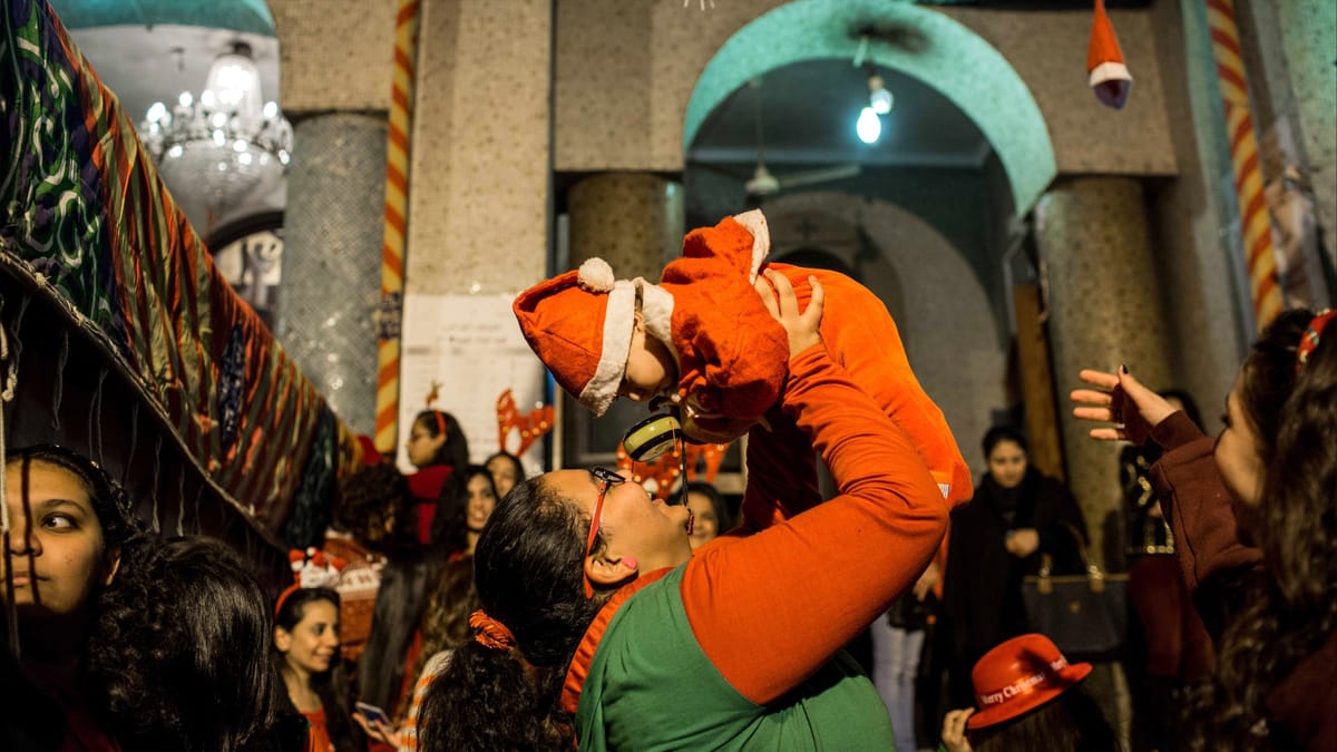 ماذا تعني "كفالة" أول طفل مسيحي في صعيد مصر؟
